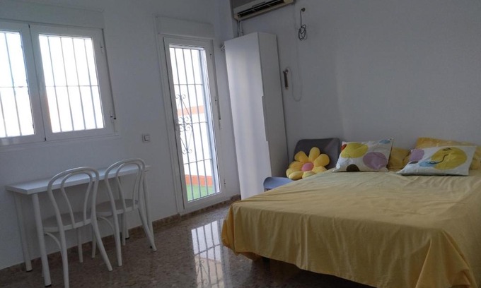 Dos Hermanas Apartamento | Alojamiento -Estudio Centro Dos Hermanas