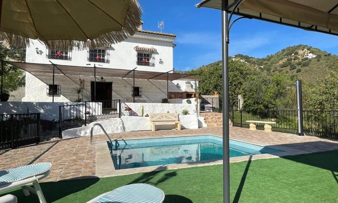 Alora Casa | Alojamiento Rural El Paraíso del Chorro