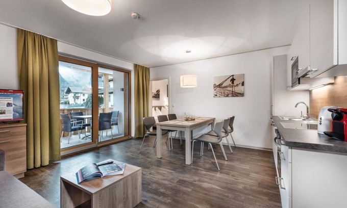Kaprun Apartamento | Alpine Comfort Breakfast - AlpenParks Hotel & Apartment Orgler