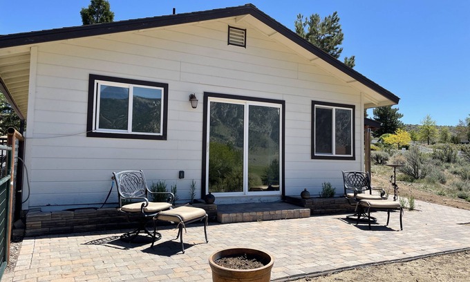 Douglas County Casa | Alpine View - Beautiful Sierra Mountains, close to Lake Tahoe and Genoa
