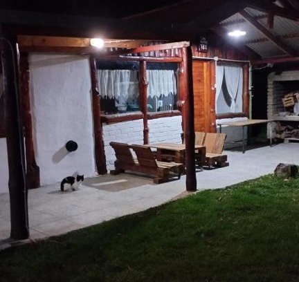 Dina Huapi Apartamento | Alquiler Turístico Los Notros