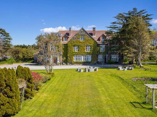 Newton Ferrers Casa | Alston Hall