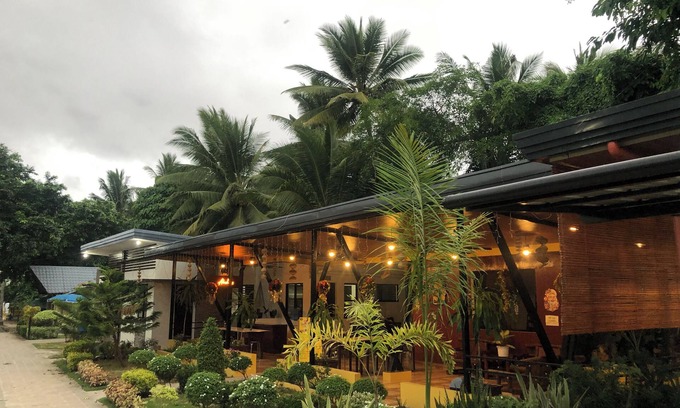 Davao Complejo | AltaVista Beach Resort Samal powered by Cocotel