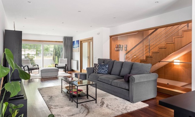 Nogueira Apartamento | ALTIDO - Casa Elegante c/Varanda & 2 Terraços no Porto
