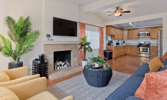Serra Mesa Casa | Amazing 3d/2ba Home, Close to All SD Has to Offer!
