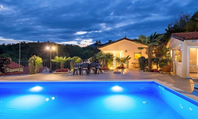Opatija Apartamento | Increíble apartamento en Veprinac con.