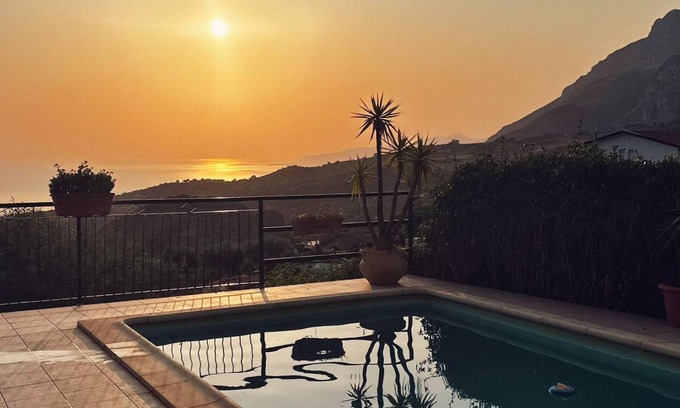 Termini Imerese Casa | Amazing home in Caccamo with private swimming pool, can be inside or outside