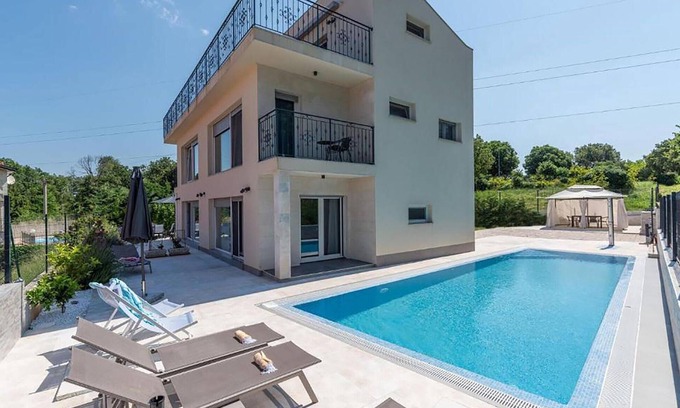 Mugeba Casa | Increíble casa en Porec con WiFi