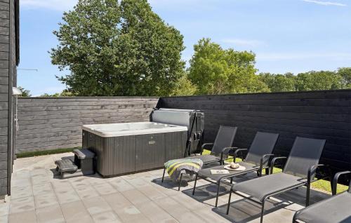 Mommark Strand Casa | Amazing Home In Sydals With Sauna