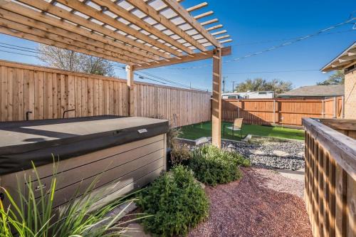 Amarillo Casa | Amazing Hot tub l Sleeps 14