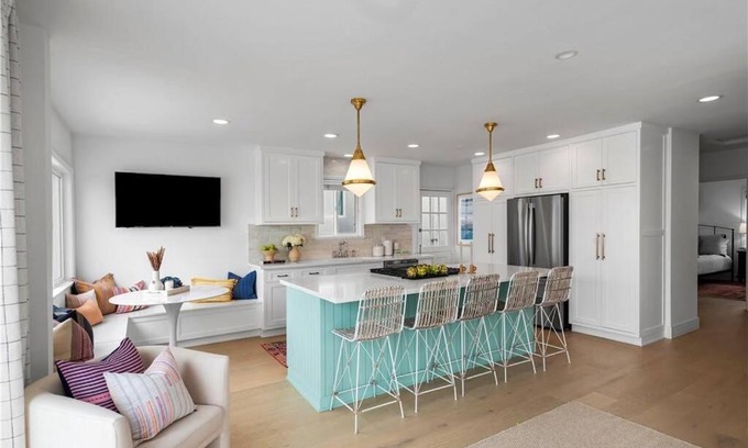 El Porto Casa | Amazing location! Luxurious beach cottage.Ocean views