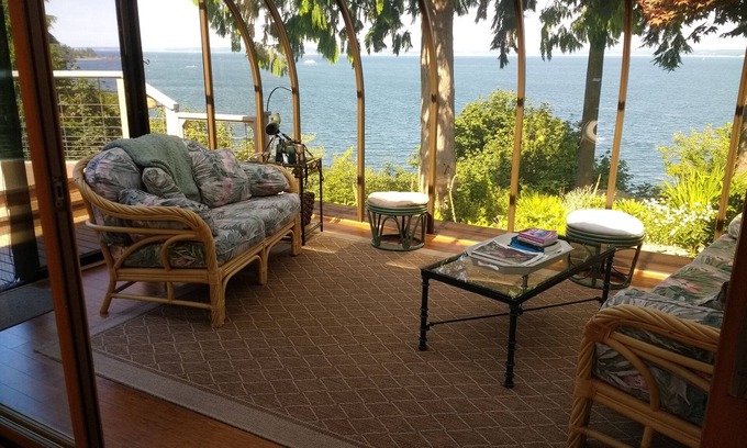 Port Ludlow Casa | Port Ludlow, Highbank Waterfront Home con magníficas montañas y vistas al agua