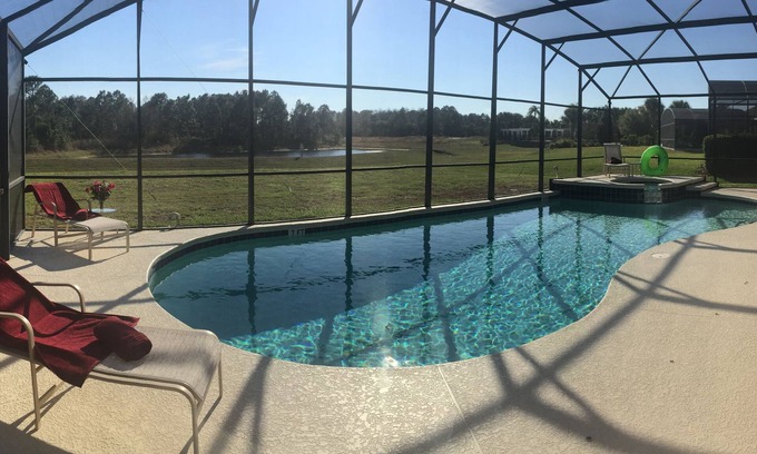 Watersong Villa | Increíble villa con piscina orientada al sur y vista de conservación
