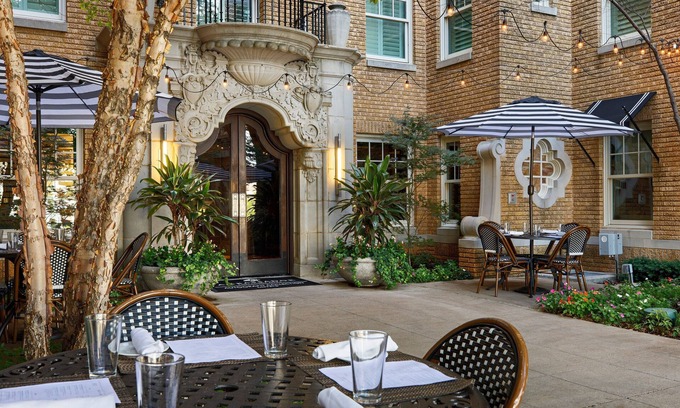 Midtown Hotel | Ambassador Hotel Oklahoma City, Autograph Collection