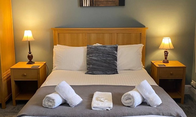 Ambleside Hotel | Ambleside Central