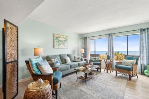 Amelia City Casa | Amelia Surf and Racquet Club Condo - 3rd Floor Ocean Front - Pools - Tennis Courts - Sleeps 4