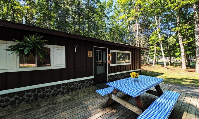 Phelps Chalet De Esquí | Musky Manor - Cabaña # 2 - Vacaciones con estilo con las mejores comodidades