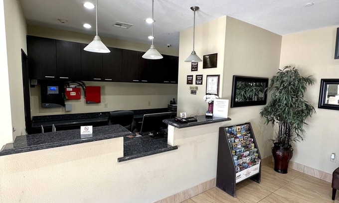 Sulphur Hotel | Americas Best Value Inn Sulphur