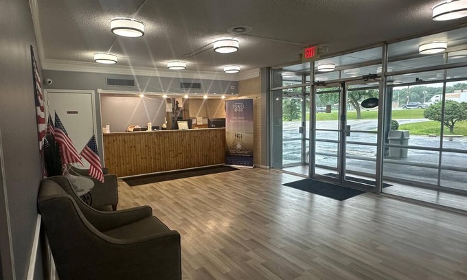 Rockford Hotel | Americas Best Value Inn Rockford