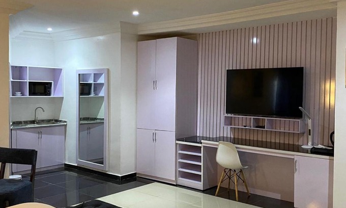 Gwarinpa Estate Apartamento | AMPLACE Luxury Apartment