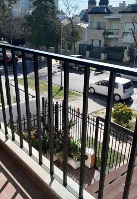 Paraná Apartamento | Amplia casa en planta alta en Av Mitre Parque Urquiza