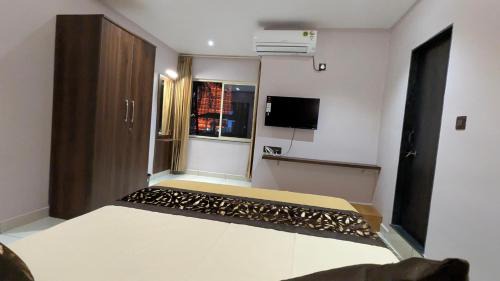 Mavalli Hotel | Amrut Inn