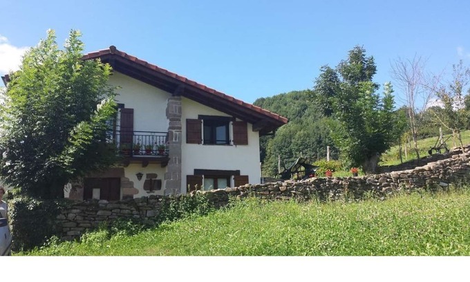 Ituren Casa | Una casa rural aislada. Alberroakoborda
