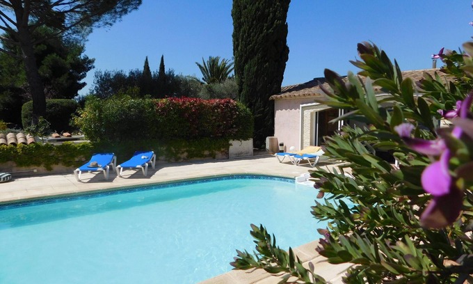 Villetelle Cabaña | Un oasis verde entre Nimes y Montpellier, a 20 minutos de las playas