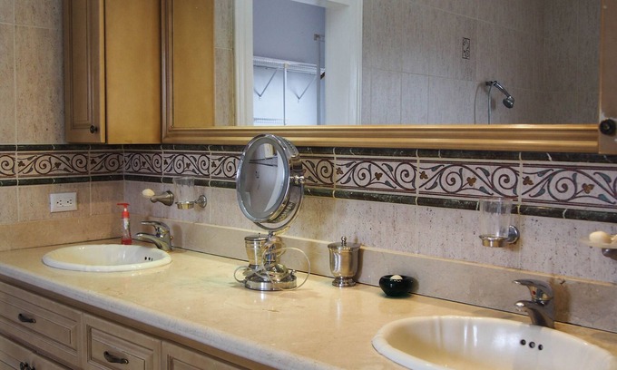 Ciudad Cariari Casa | Ana's Place: Casa de lujo para 10