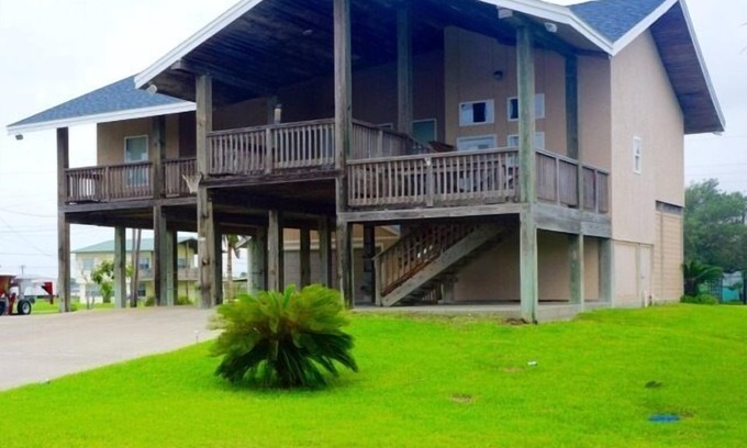 Port O Connor Casa | ANCHOR HOUSE Great Value Close to Beach in POC