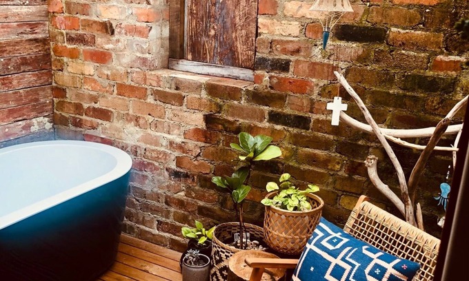 Currarong Casa | ANCHORED CURRARONG. Bespoke Coastal Boho Luxe catering to families. Pet friendly