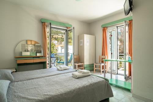 Lourdata Apartamento | Angela partial sea view 9