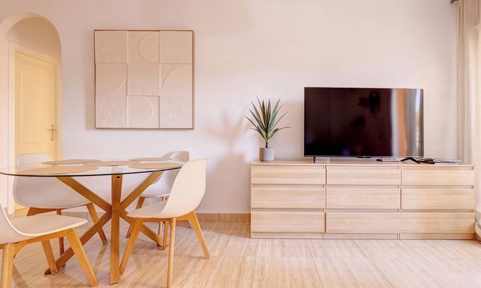 San Luis de Sabinillas Apartamento | Anna del Mar | Coastal Boho