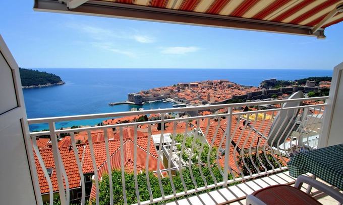 Ploce Apartamento | Ante