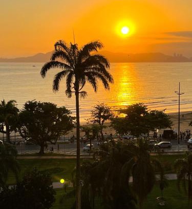 Ponta da Praia Apartamento | Apê pé na areia