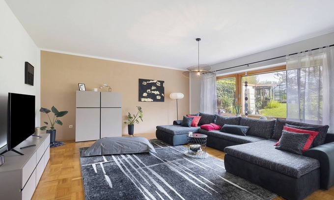 Hoechstaedt im Fichtelgebirge Apartamento | Apartamento 'Wiesenblume' con terraza privada y jardín compartido