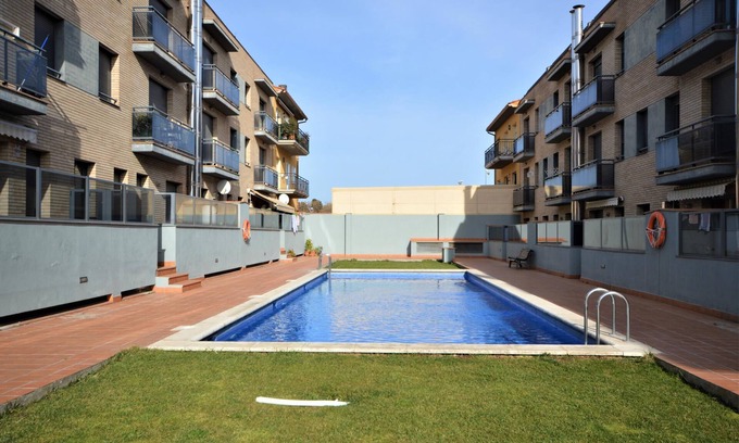 Sant Pere Pescador Apartamento | Apto Delicies bx 1- Barbacoa, A/A, jardín y piscina comunitarios.