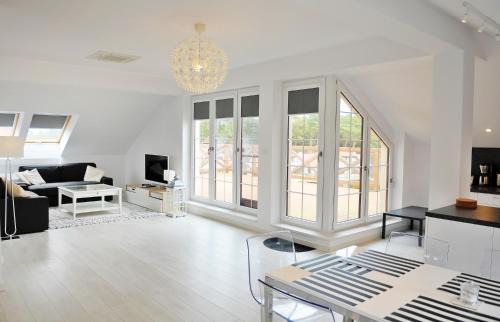 Trzebiatow Apartamento | Apartament z Tarasem Plaza 22