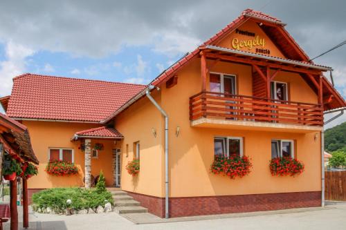 Praid Cama Y Desayuno | Apartamente Gergely Apartmanok