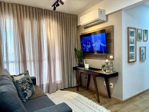 Despraiado Apartamento | Apartamento 3 quartos, com elevador de acesso