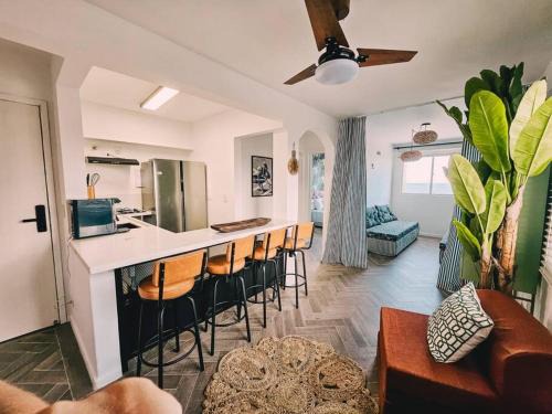 Matinhos Apartamento | Apartamento Caiobá vista mar, 50m praia, garagem