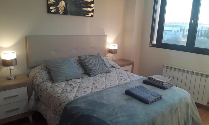 Valladolid Apartamento | Apartamento de 6 personas con WIFI Y GARAJE INCLUIDO
