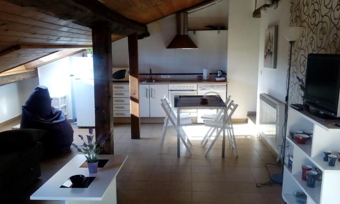 Centro histórico Apartamento | Apartamento entreHoces Plaza Mayor