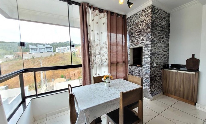 Limeira Baixa Apartamento | Apartamento Novo e Confortavel !