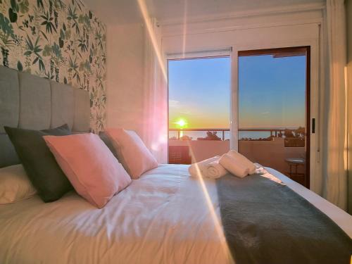 Aguadulce Apartamento | Apartamento Pura Vida! Vistas al mar, playa a 5 min. Terraza, WiFi y A/A.