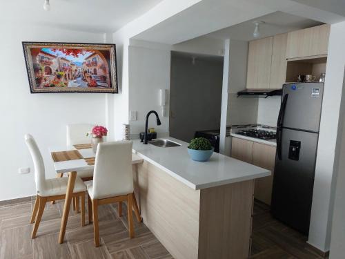 Floridablanca Apartamento | Apartasuite Privado Espectacular Vista Panorámica cerca al HIC FOSCAL 3 Habitaciones