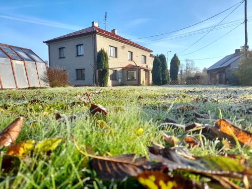 Bezdekov nad Metuji Apartamento | Apartmán U Máslů