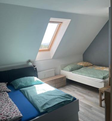 Ceske Budejovice Apartamento | Apartmán v podkroví