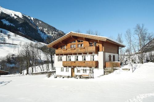 Fusch an der Grossglocknerstrasse Apartamento | Apartment in Fusch near Grossglockner Road