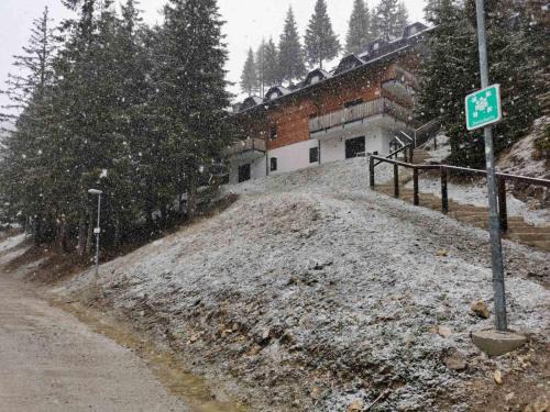 Mozirje Apartamento | Apartma Med smrekami Golte